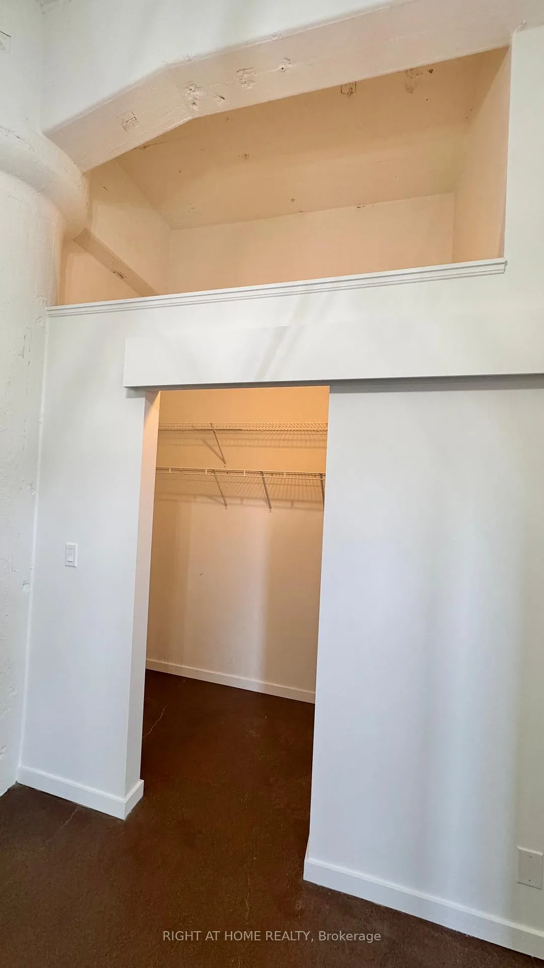 Photo 11 of Unit 101, 410 King Street W, Kitchener, City Commercial Core — HOMEH