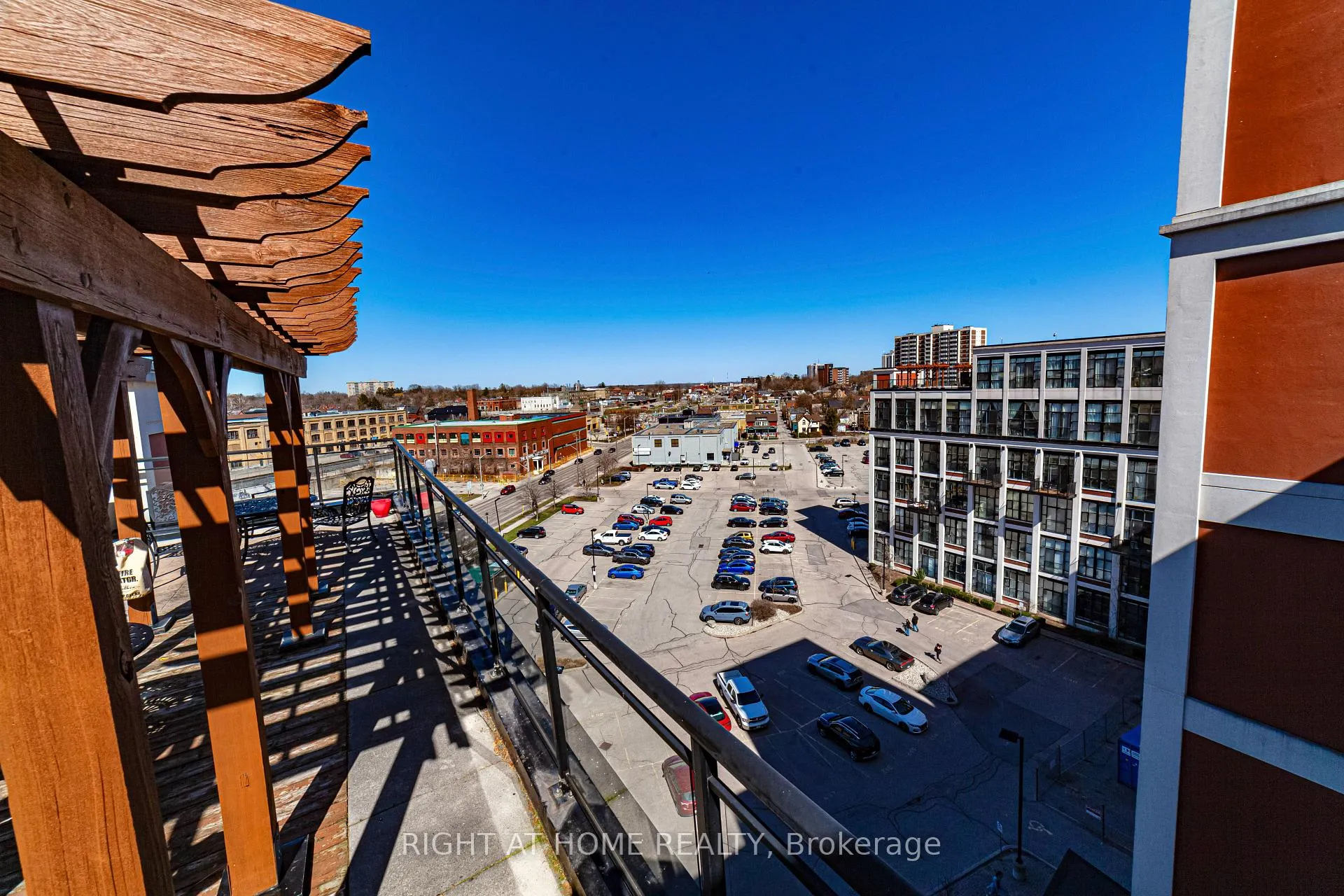 Photo 14 of Unit 101, 410 King Street W, Kitchener, City Commercial Core — HOMEH