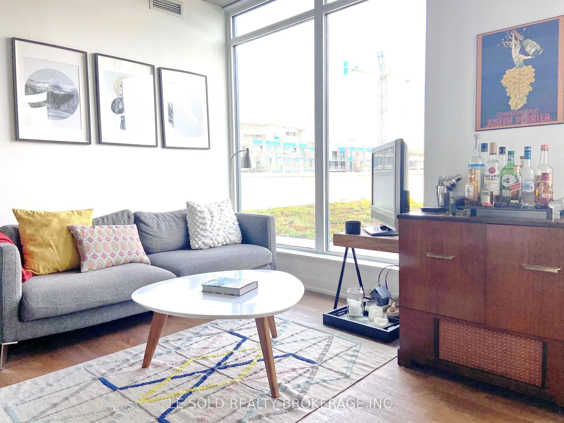 Photo 2 of Unit 721, 20 Minowan Miikan Lane, Toronto, Little Portugal — HOMEH