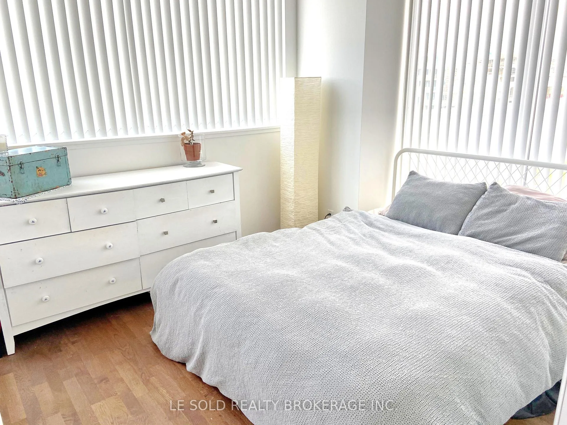Photo 7 of Unit 721, 20 Minowan Miikan Lane, Toronto, Little Portugal — HOMEH