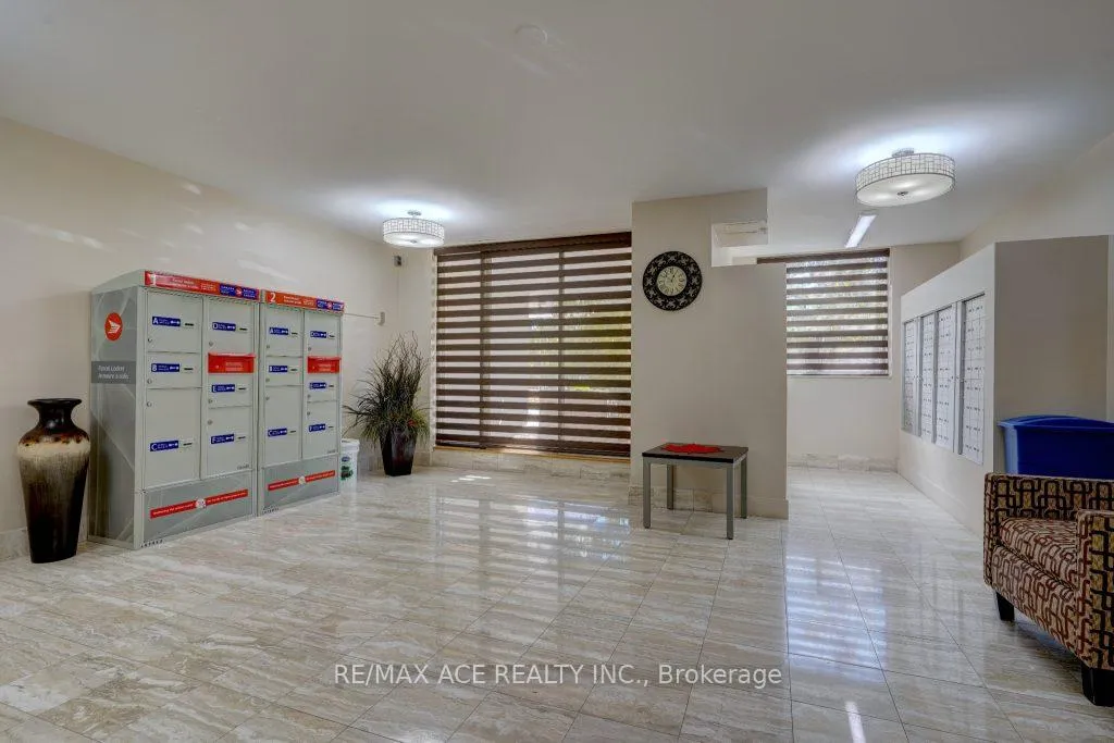 Photo 3 of Unit 1401, 3 Lisa Street, Brampton, Queen Street Corridor — HOMEH