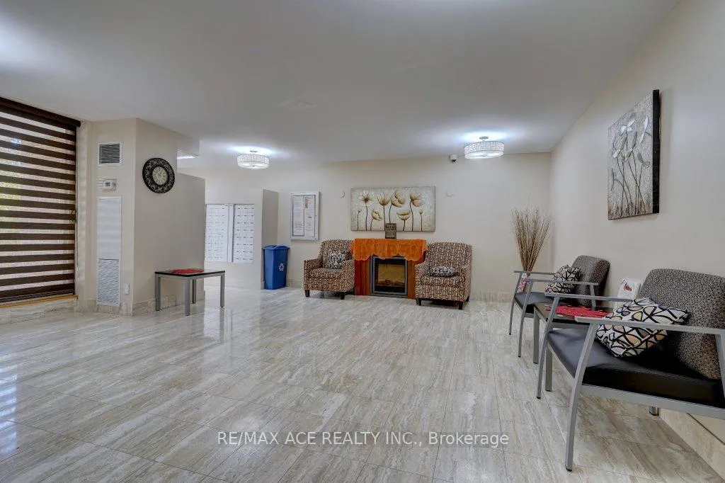 Photo 4 of Unit 1401, 3 Lisa Street, Brampton, Queen Street Corridor — HOMEH