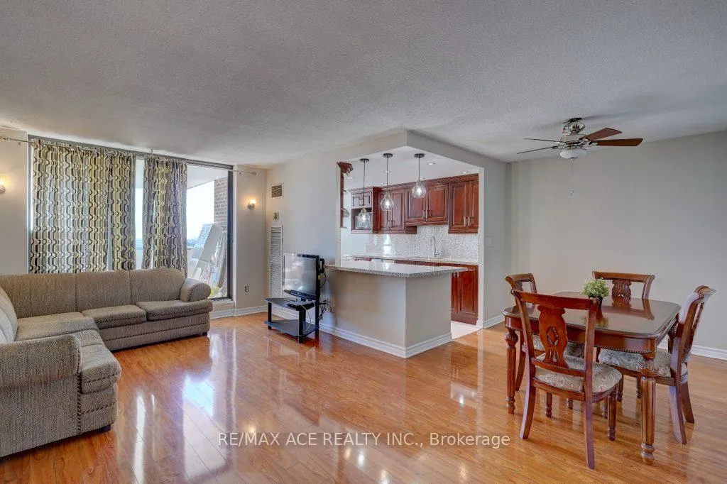Photo 10 of Unit 1401, 3 Lisa Street, Brampton, Queen Street Corridor — HOMEH