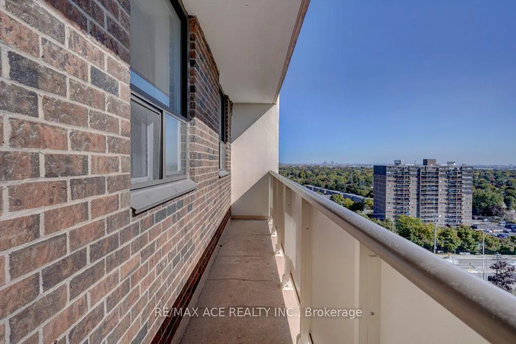 Photo 26 of Unit 1401, 3 Lisa Street, Brampton, Queen Street Corridor — HOMEH