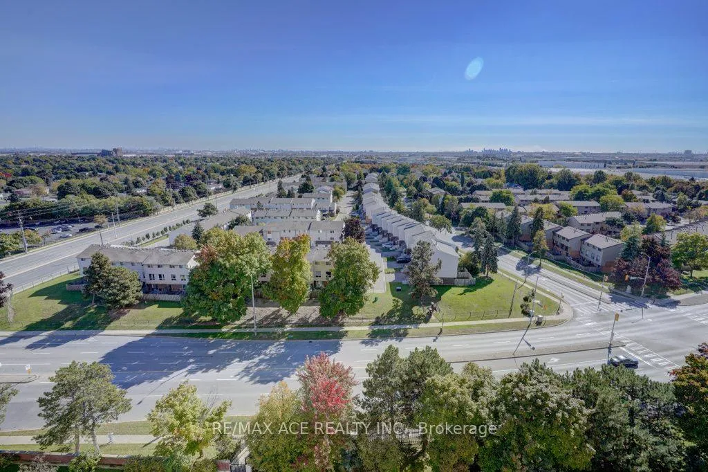 Photo 27 of Unit 1401, 3 Lisa Street, Brampton, Queen Street Corridor — HOMEH
