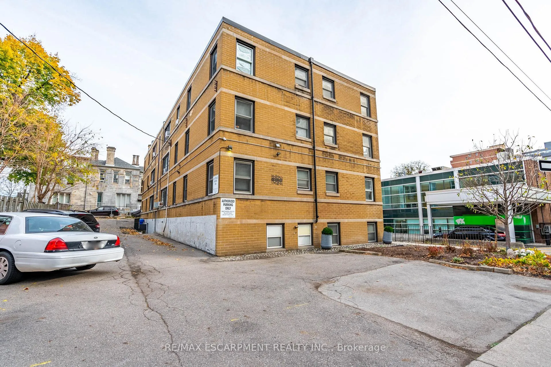 Photo 2 of Unit 5, 4 Robinson Street, Hamilton, Durand — HOMEH