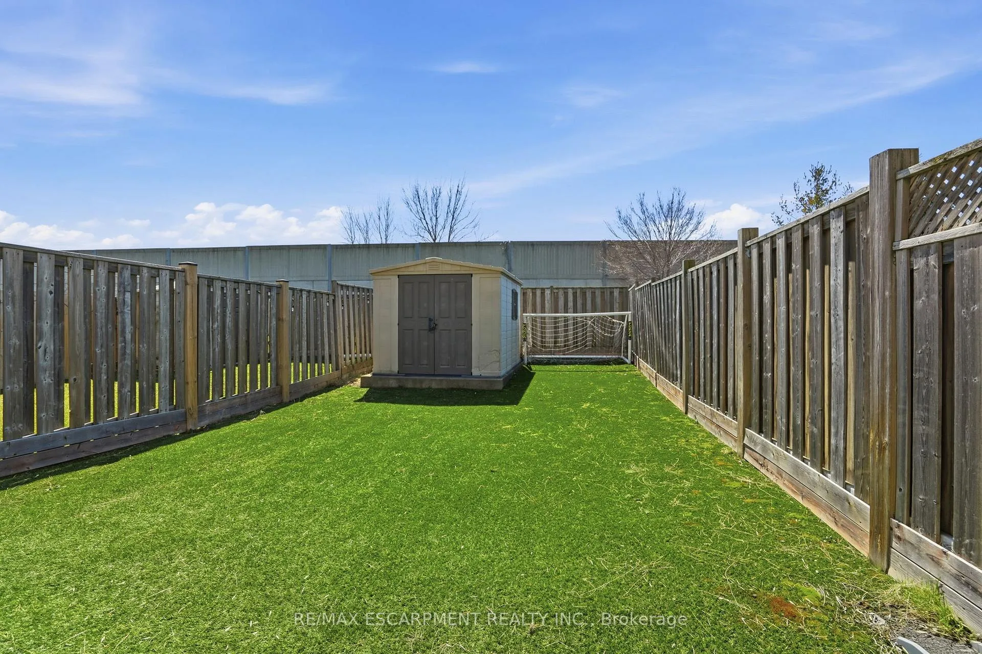 Photo 36 of 13 Marina Point Crescent, Hamilton, Winona Park — HOMEH
