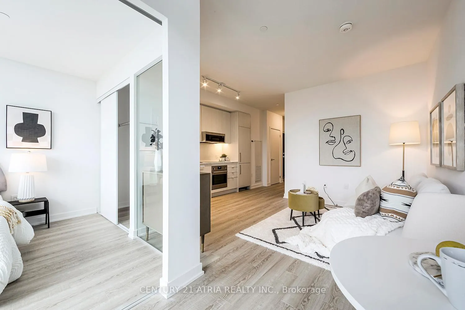 Photo 9 of Unit 711, 250 Lawrence Avenue, Toronto, Lawrence Park North — HOMEH