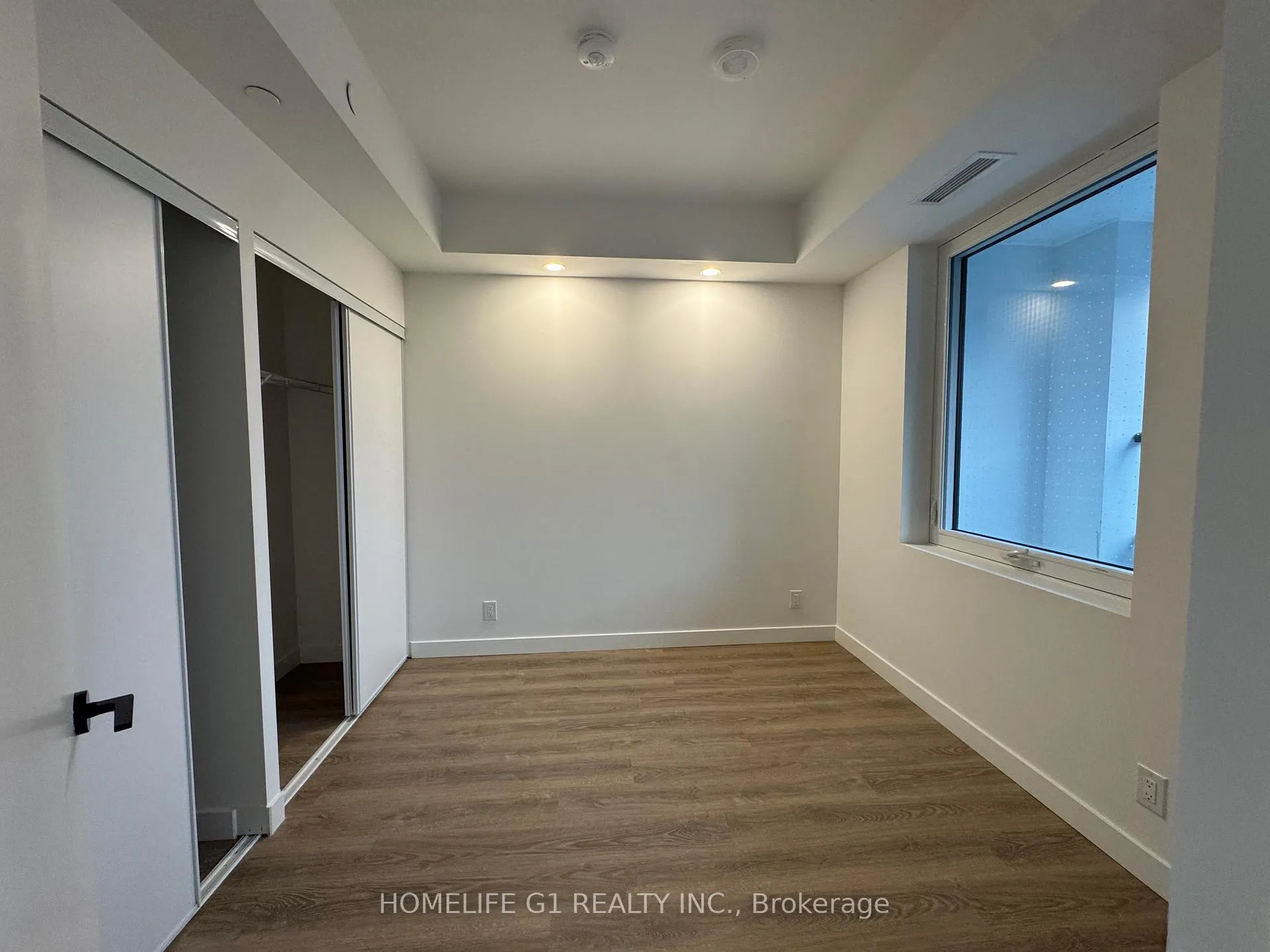 Photo 5 of Unit 316, 1050 Eastern Avenue, Toronto, The Beaches — HOMEH