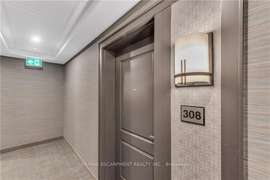 Photo 11 of Unit 308, 460 Dundas Street E, Hamilton, Waterdown — HOMEH
