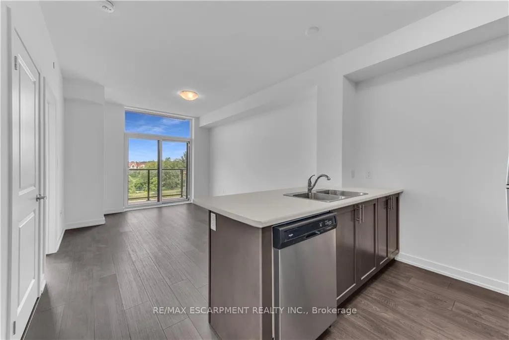 Photo 12 of Unit 308, 460 Dundas Street E, Hamilton, Waterdown — HOMEH