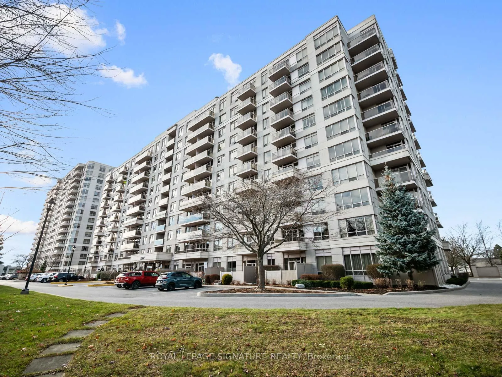Photo 3 of Unit 901, 1200 The Esplanade Road N, Pickering, Town Centre — HOMEH