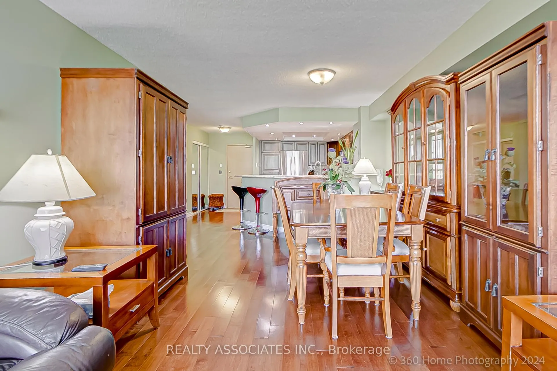 Photo 11 of Unit 1011, 7805 Bayview Avenue, Markham, Aileen-Willowbrook — HOMEH