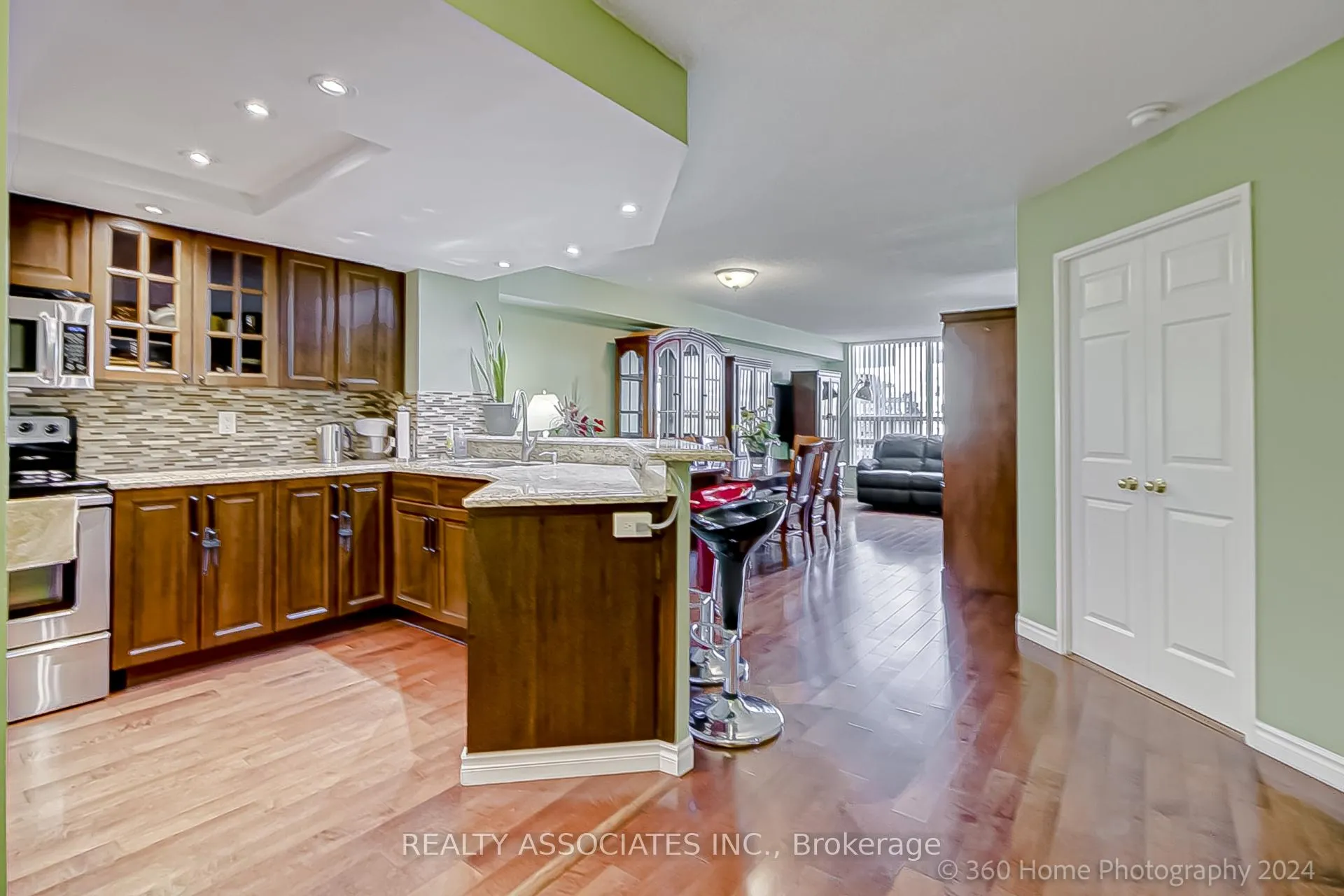 Photo 13 of Unit 1011, 7805 Bayview Avenue, Markham, Aileen-Willowbrook — HOMEH