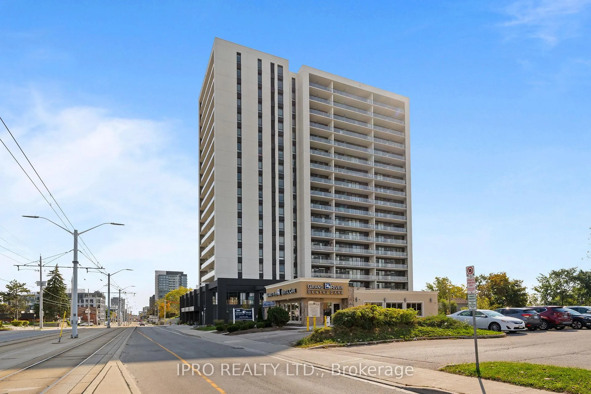 Front of Unit 509, 741 King Street W