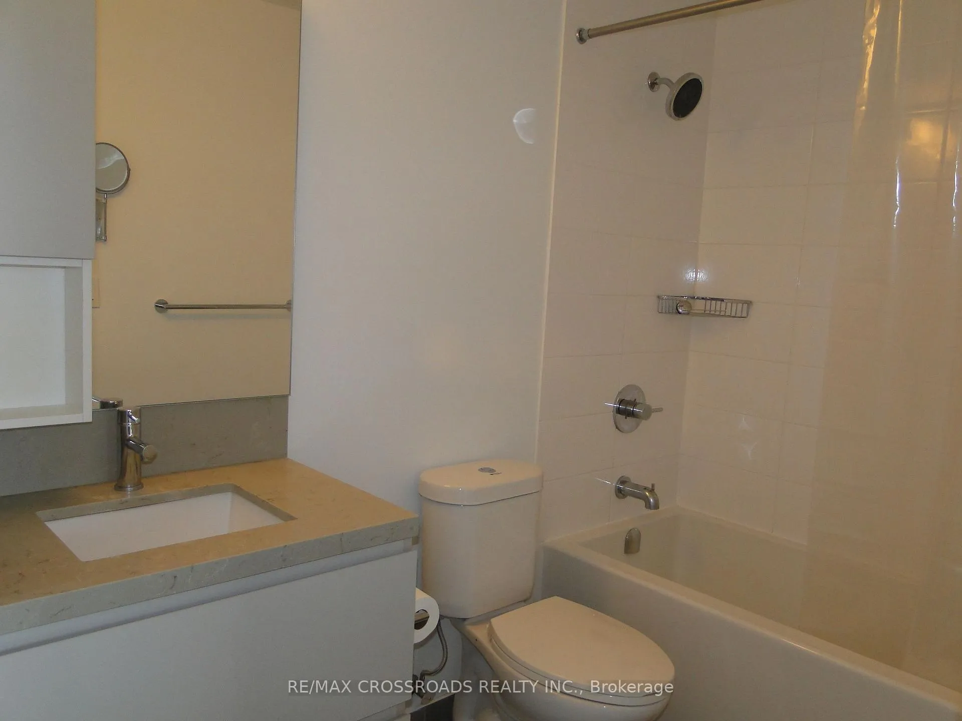 Photo 6 of Unit 707, 15 Water Walk Drive, Markham, Unionville — HOMEH