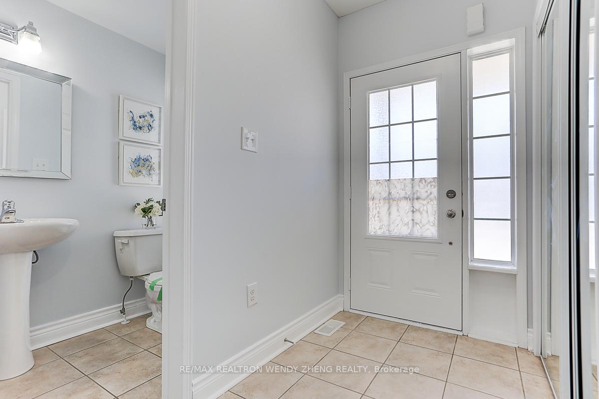 Photo 5 of 29 Kinrade Crescent, Ajax, Central East — HOMEH