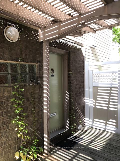 Photo 7 of 255B Sunnyside Avenue, Ottawa, Old Ottawa South — HOMEH