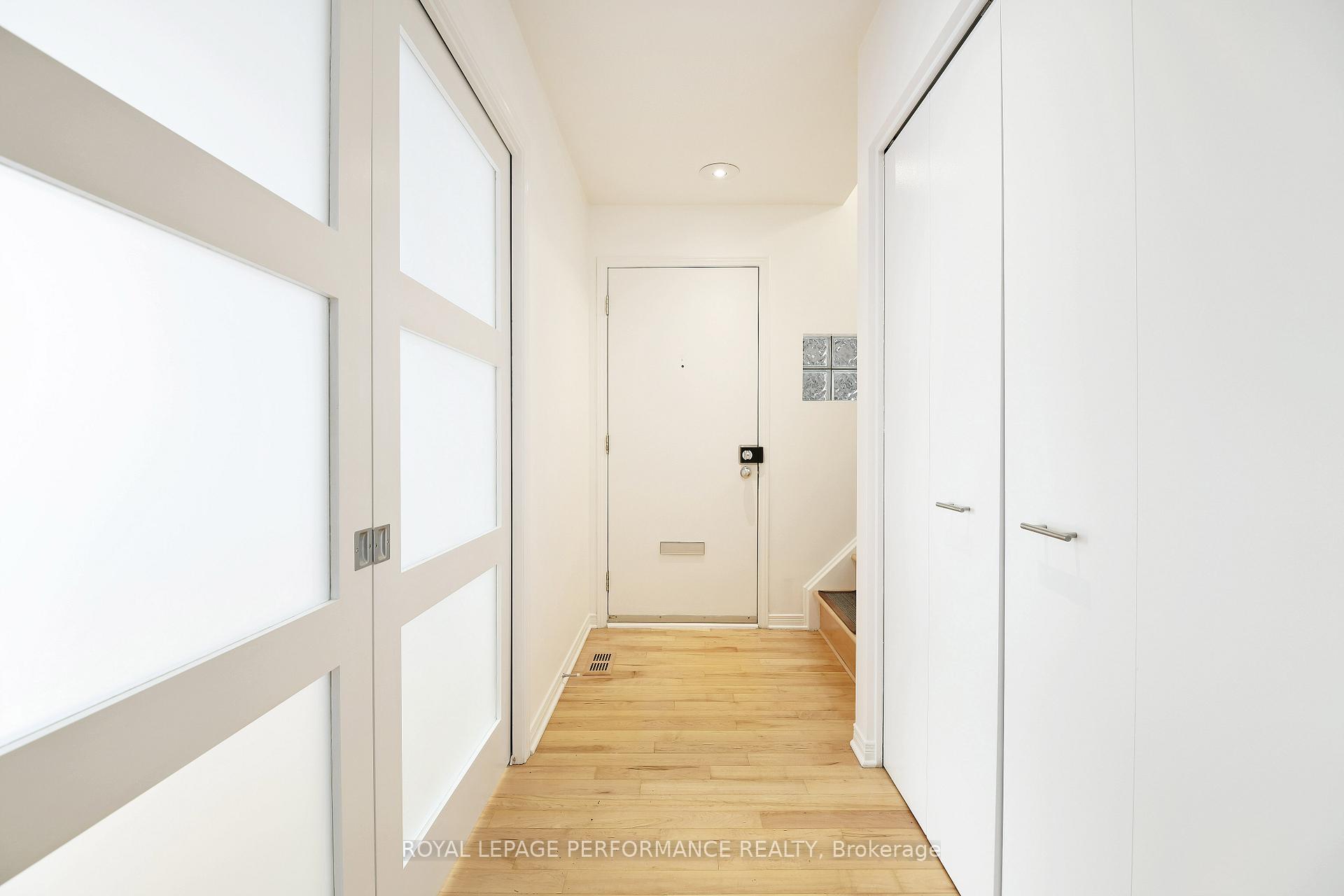 Photo 9 of 255B Sunnyside Avenue, Ottawa, Old Ottawa South — HOMEH