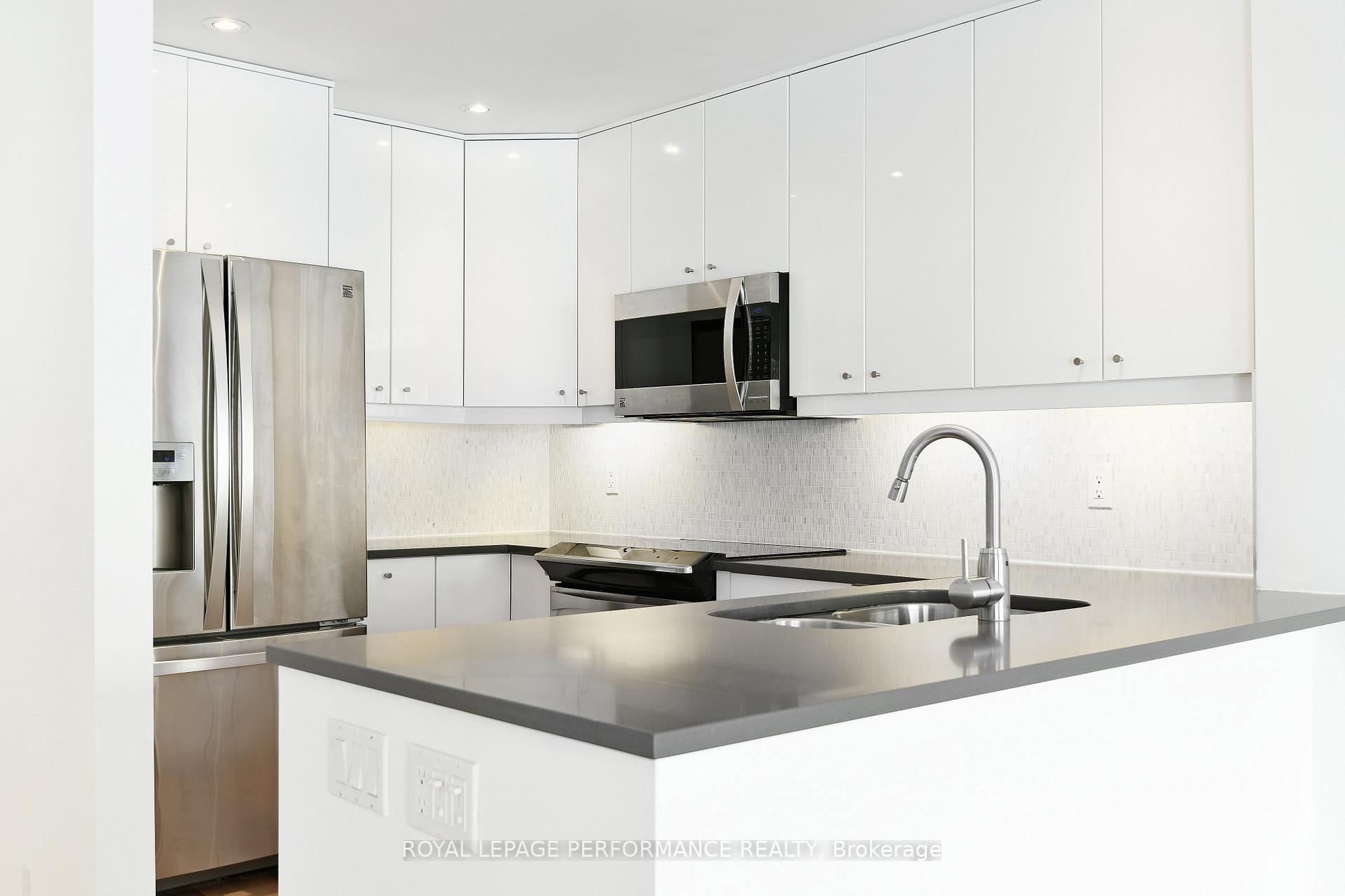 Photo 18 of 255B Sunnyside Avenue, Ottawa, Old Ottawa South — HOMEH