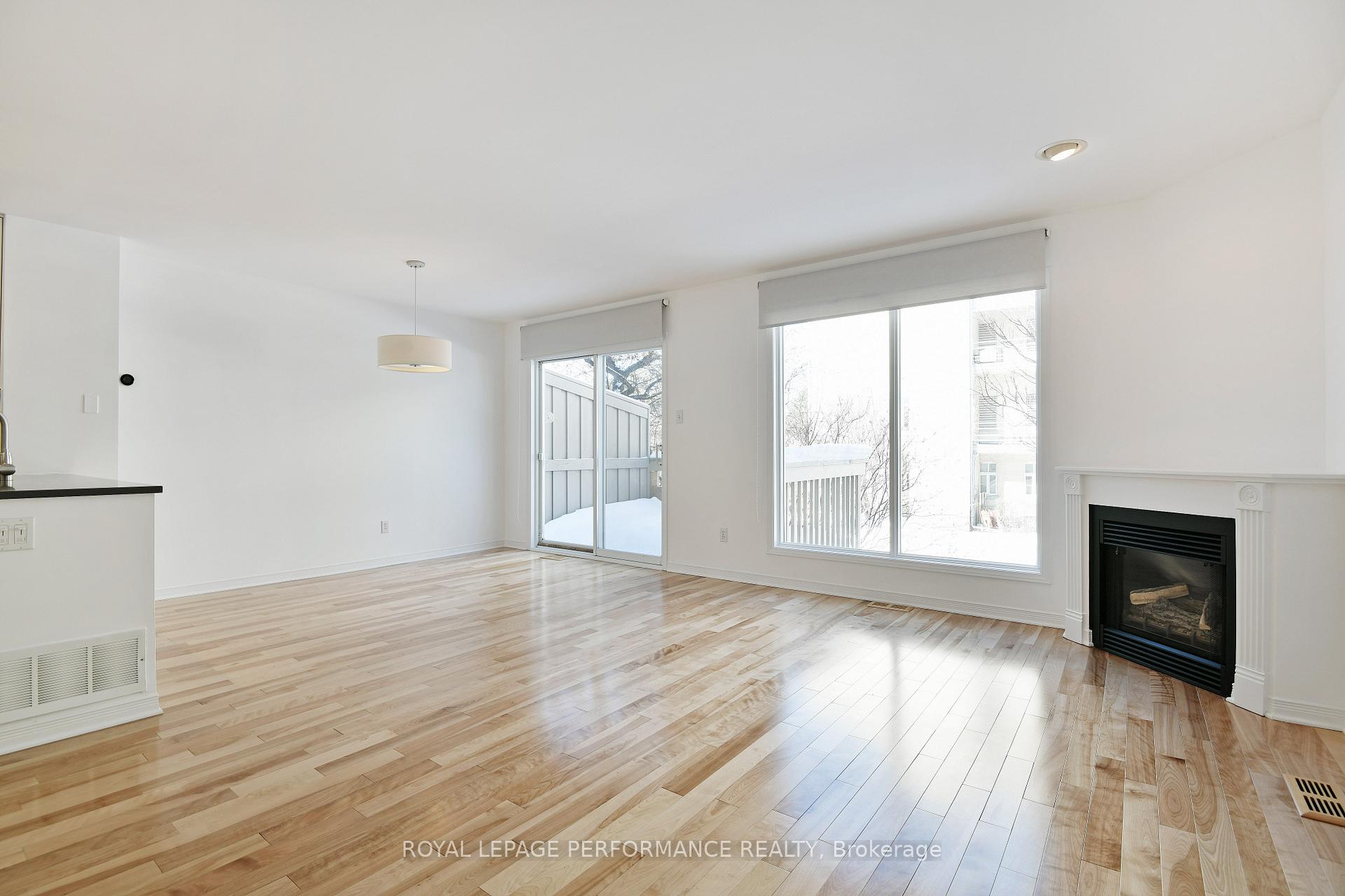 Photo 22 of 255B Sunnyside Avenue, Ottawa, Old Ottawa South — HOMEH
