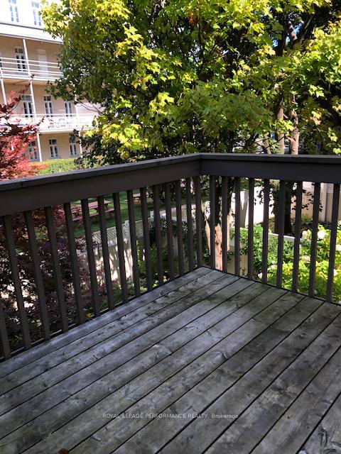 Photo 24 of 255B Sunnyside Avenue, Ottawa, Old Ottawa South — HOMEH