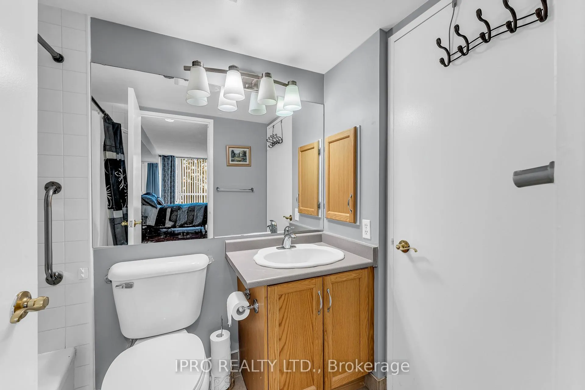 Photo 14 of Unit 213, 12 Laurelcrest Street, Brampton, Queen Street Corridor — HOMEH