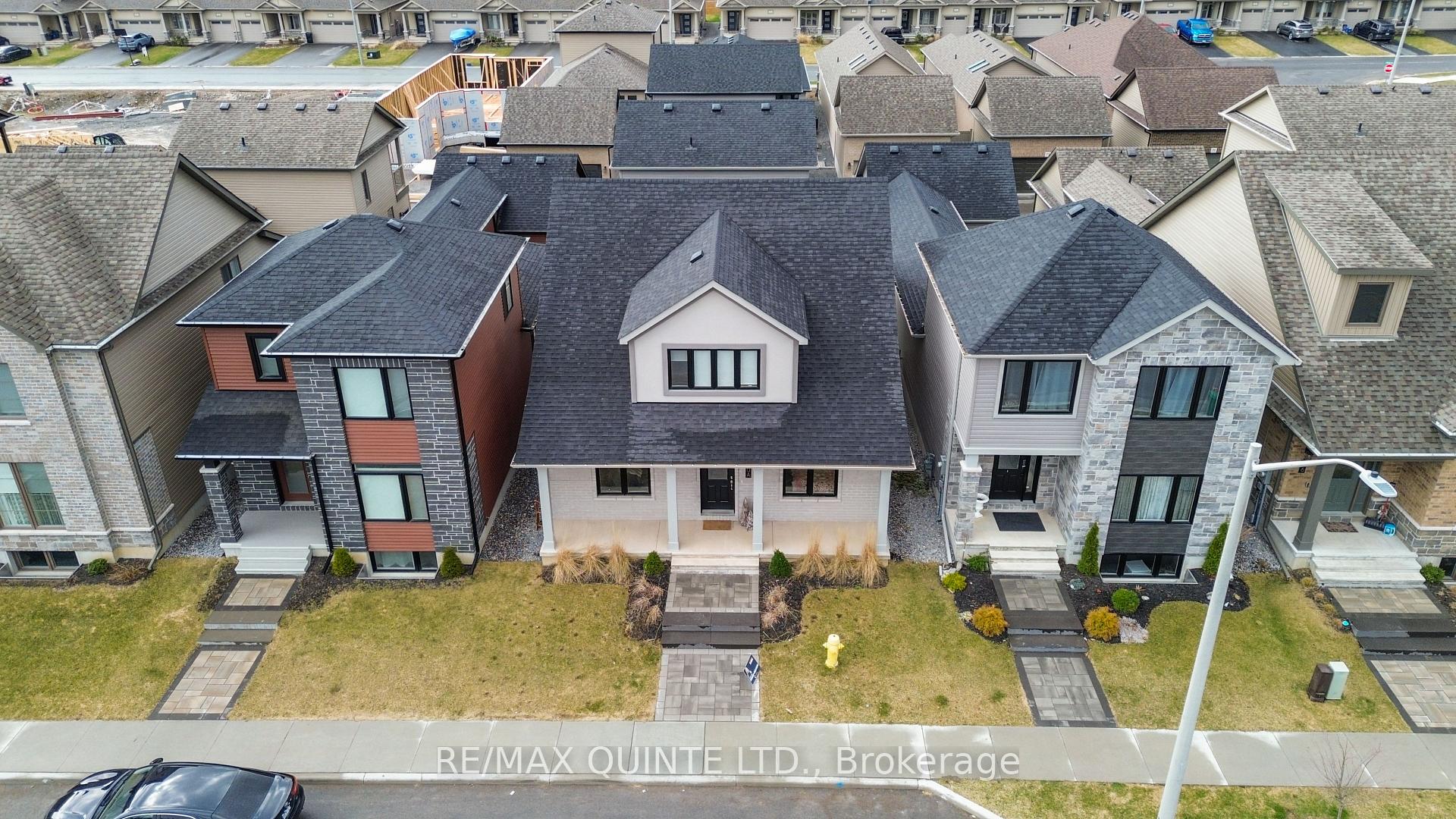 Photo 3 of 70 Riverstone Way, Belleville, Thurlow Ward — HOMEH