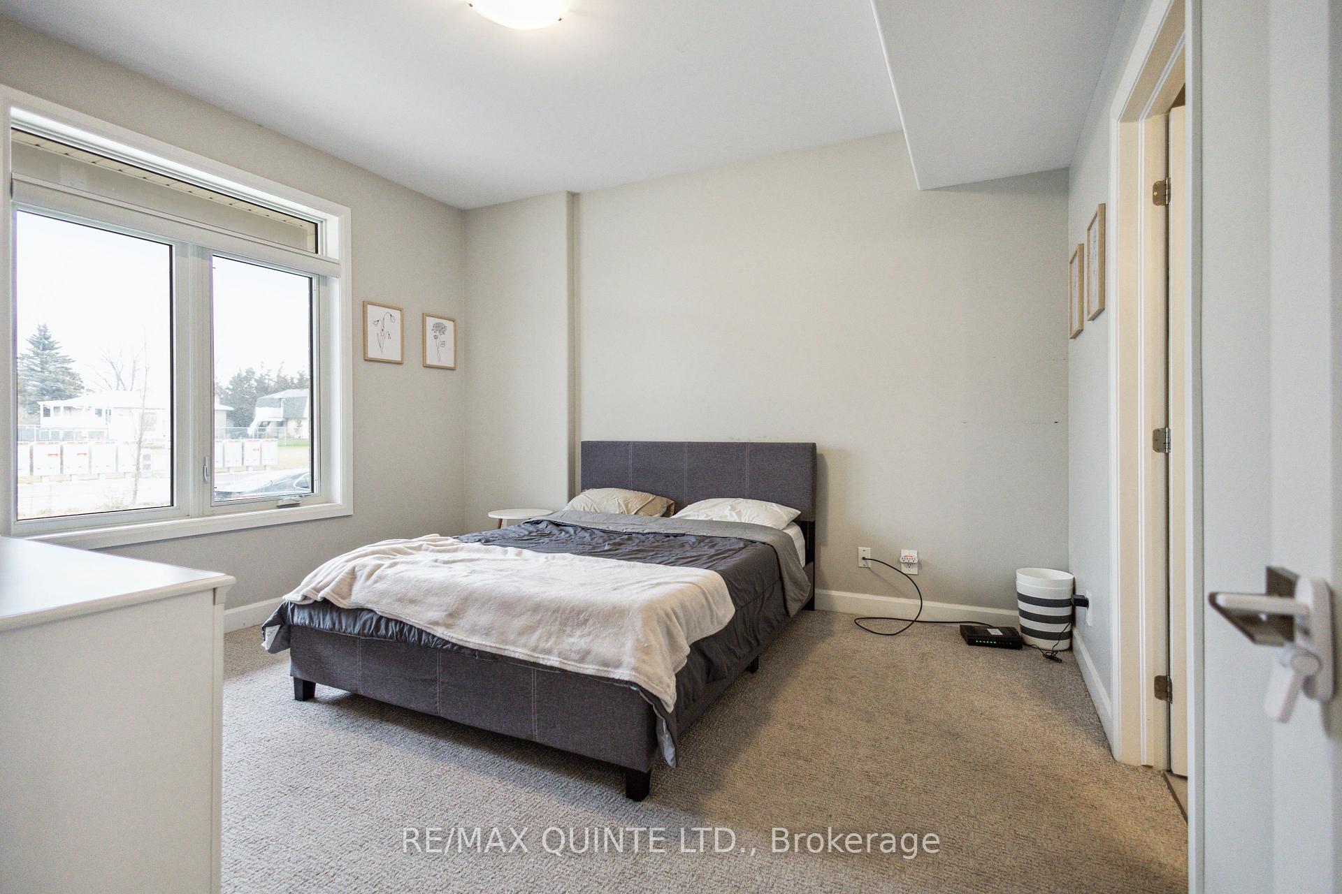 Photo 15 of 70 Riverstone Way, Belleville, Thurlow Ward — HOMEH