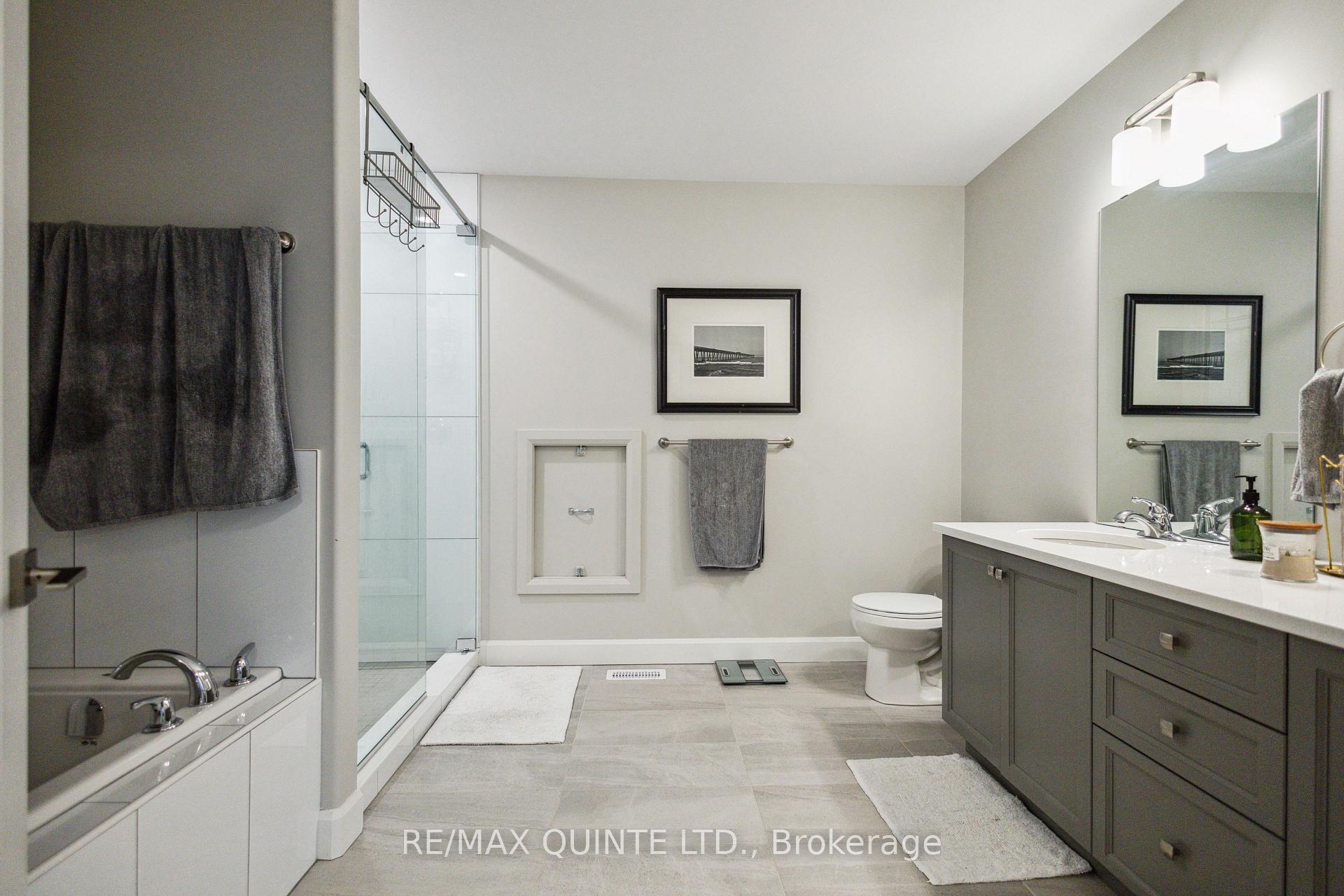 Photo 22 of 70 Riverstone Way, Belleville, Thurlow Ward — HOMEH