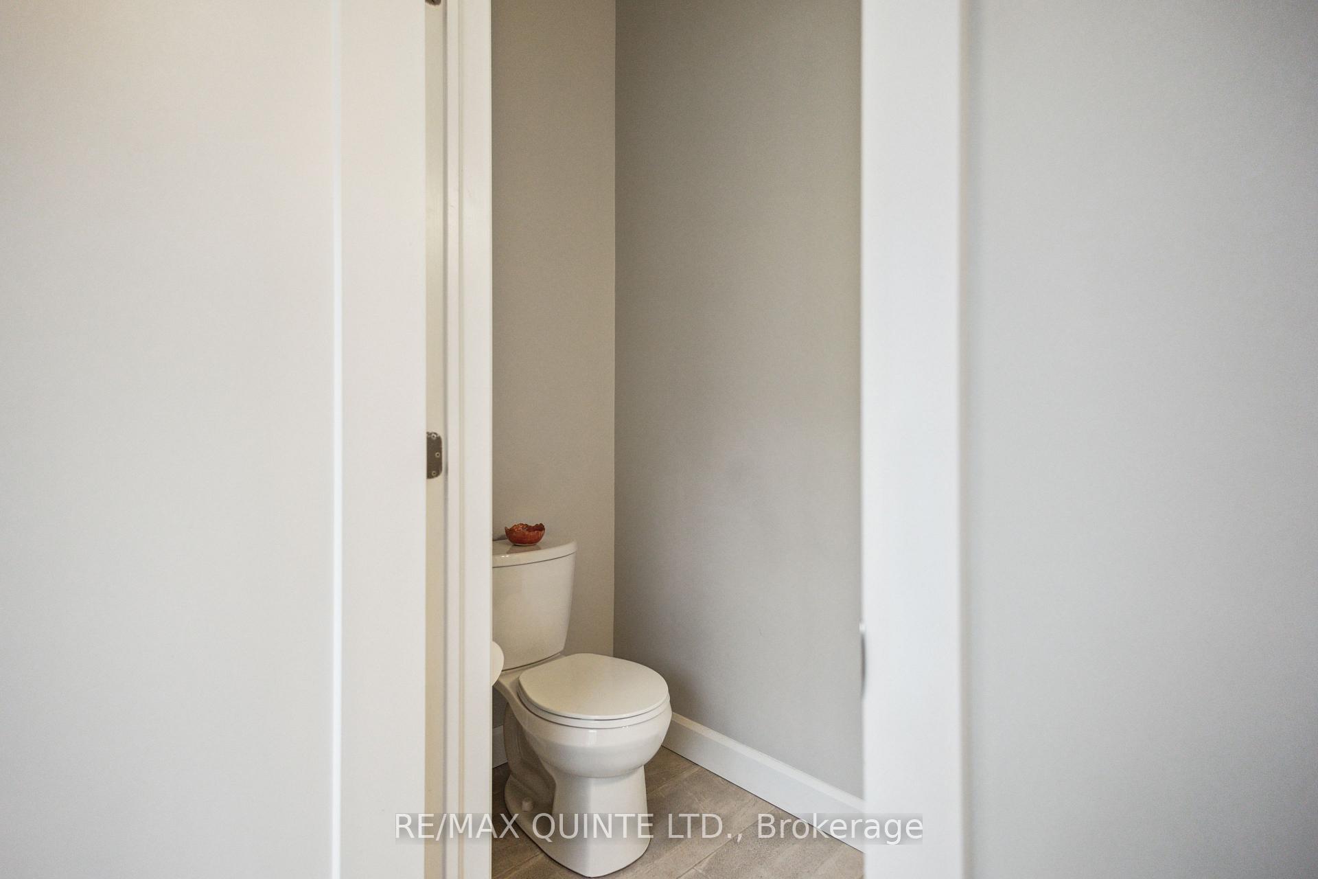 Photo 29 of 70 Riverstone Way, Belleville, Thurlow Ward — HOMEH