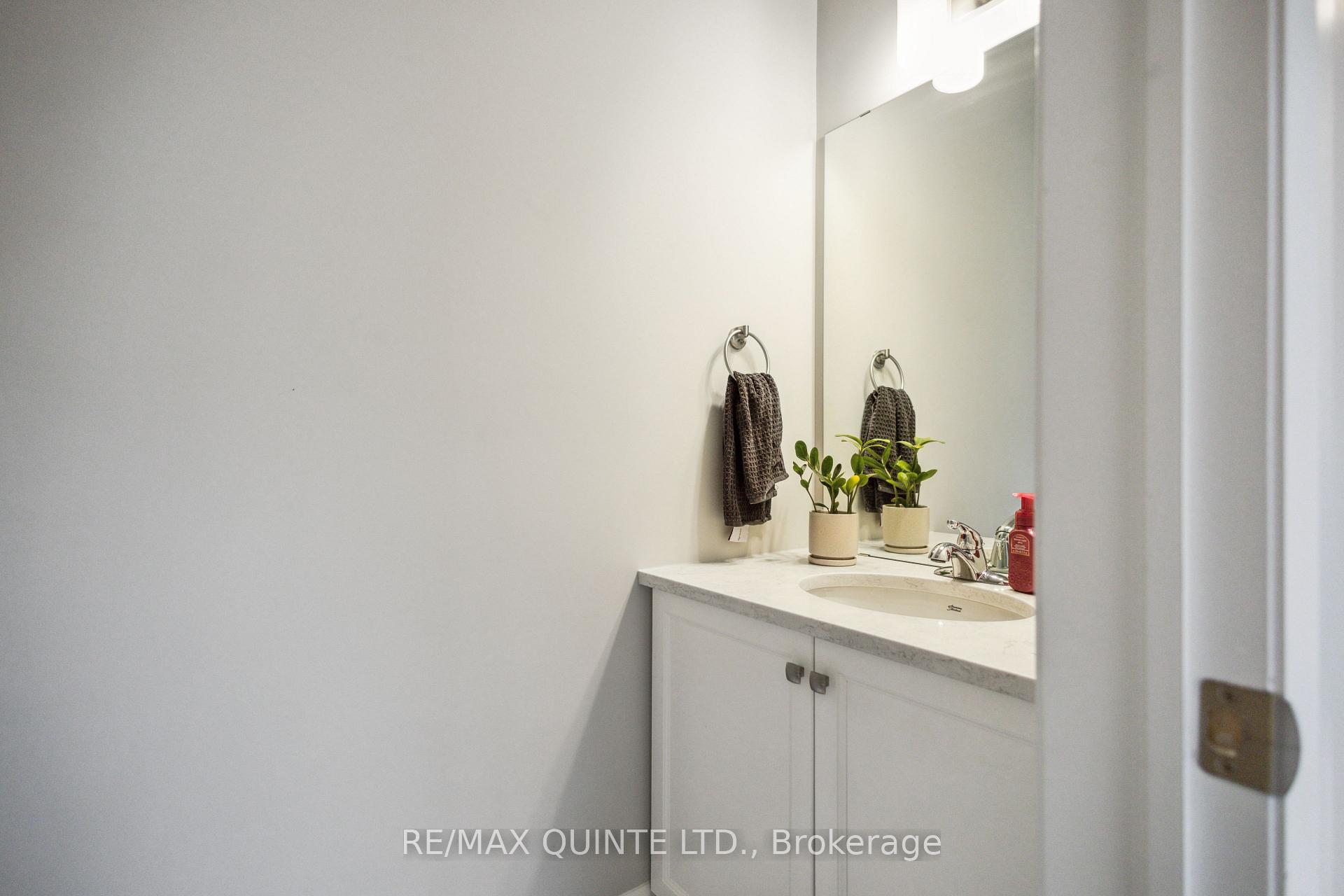 Photo 30 of 70 Riverstone Way, Belleville, Thurlow Ward — HOMEH