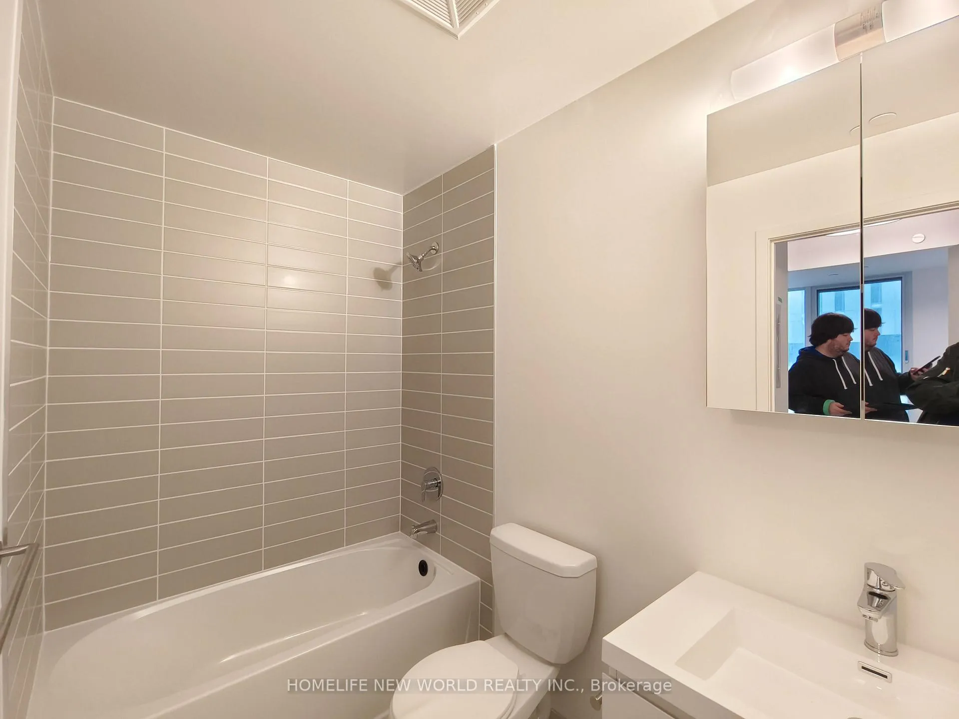 Photo 8 of Unit 613A, 8119 Birchmount Road, Markham, Unionville — HOMEH