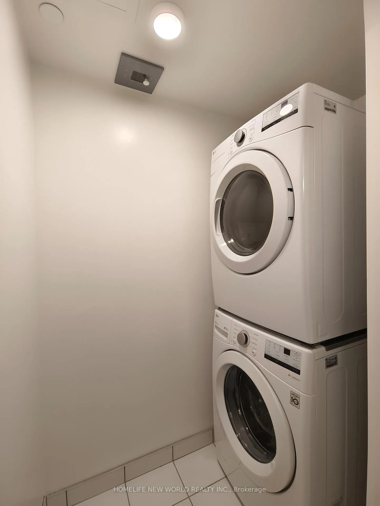 Photo 9 of Unit 613A, 8119 Birchmount Road, Markham, Unionville — HOMEH