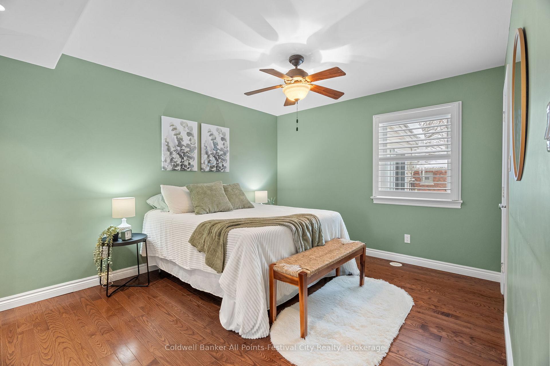 Photo 21 of 221 Elgin Avenue W, Goderich, Goderich (Town) — HOMEH