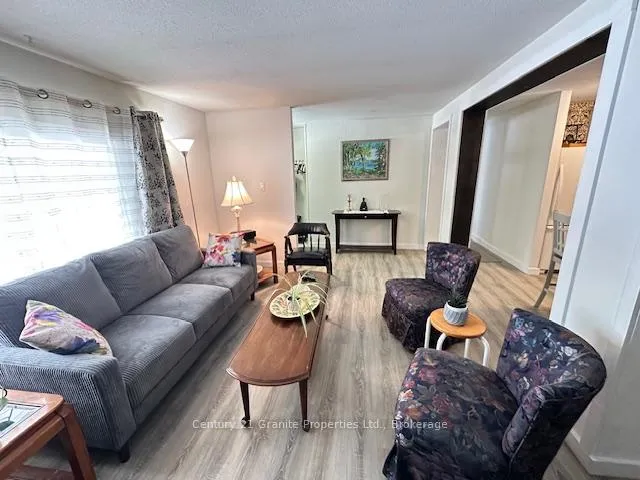Photo 6 of 2 Jacklin Crescent, Seguin — HOMEH