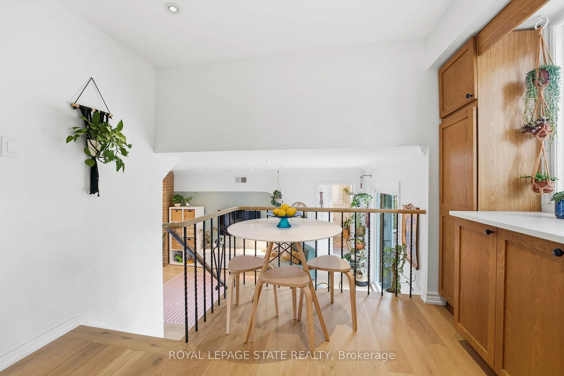 Photo 5 of 348 Sydenham Road, Hamilton, Rural Flamborough — HOMEH