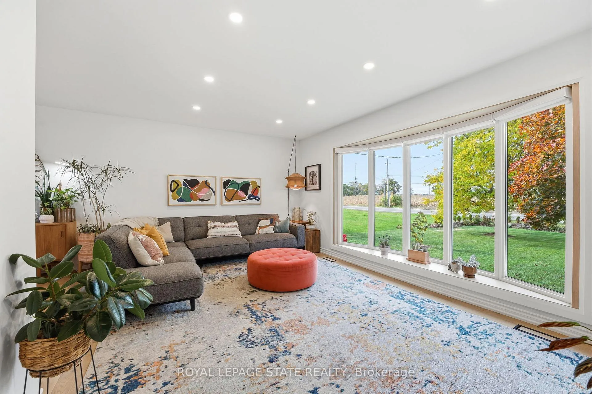 Photo 10 of 348 Sydenham Road, Hamilton, Rural Flamborough — HOMEH