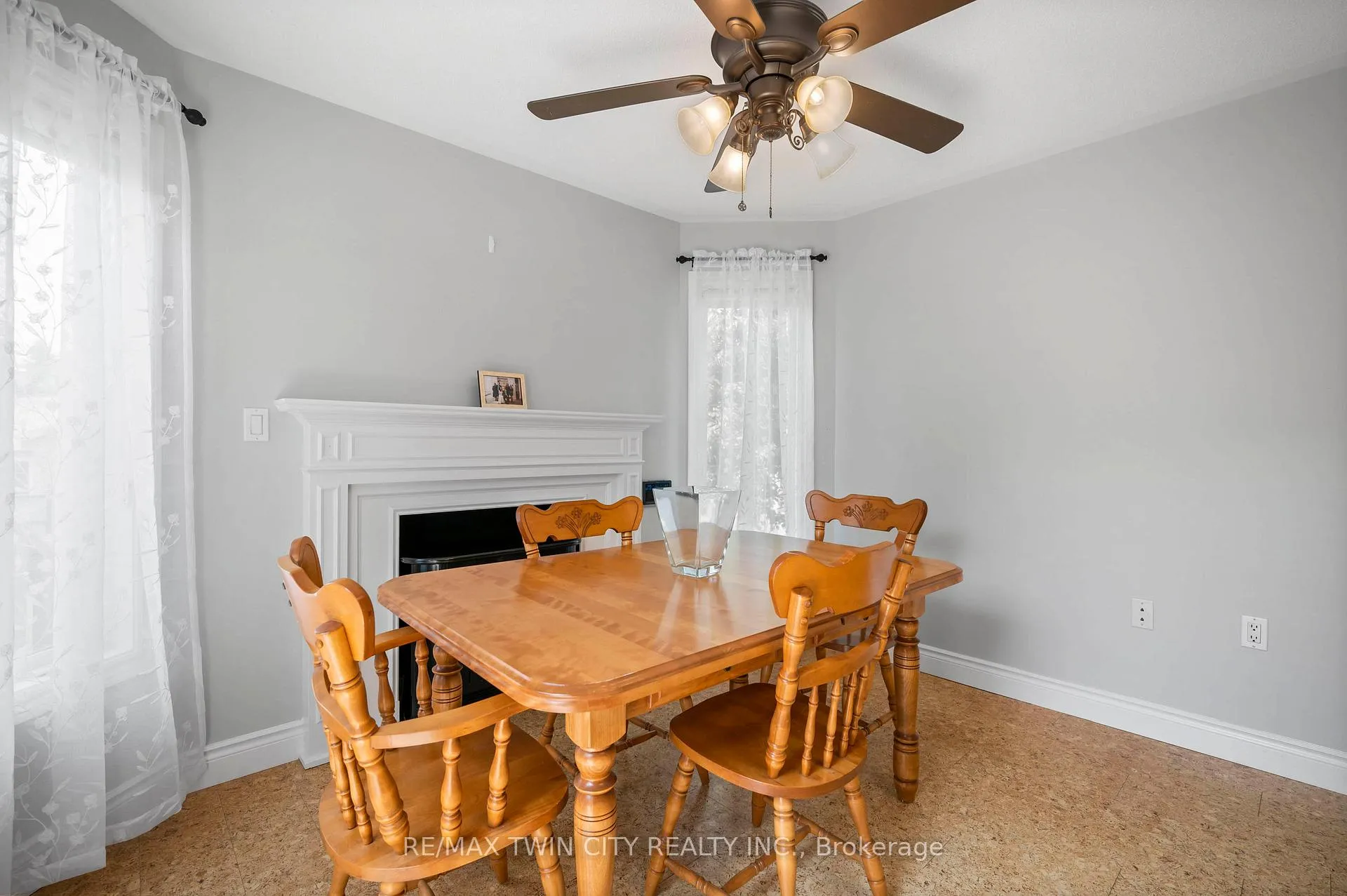 Photo 8 of 108 Glenariff Drive, Hamilton, Freelton — HOMEH