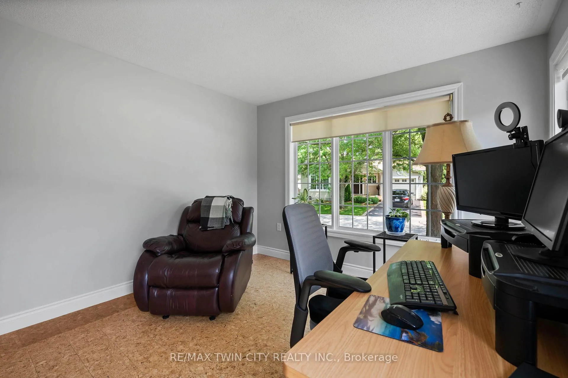 Photo 12 of 108 Glenariff Drive, Hamilton, Freelton — HOMEH