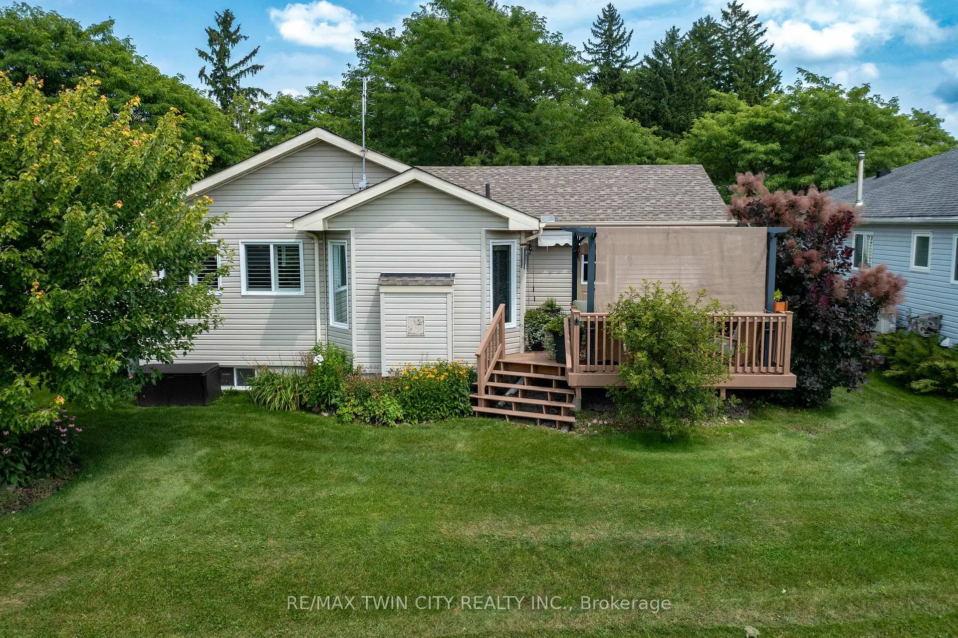 Photo 30 of 108 Glenariff Drive, Hamilton, Freelton — HOMEH