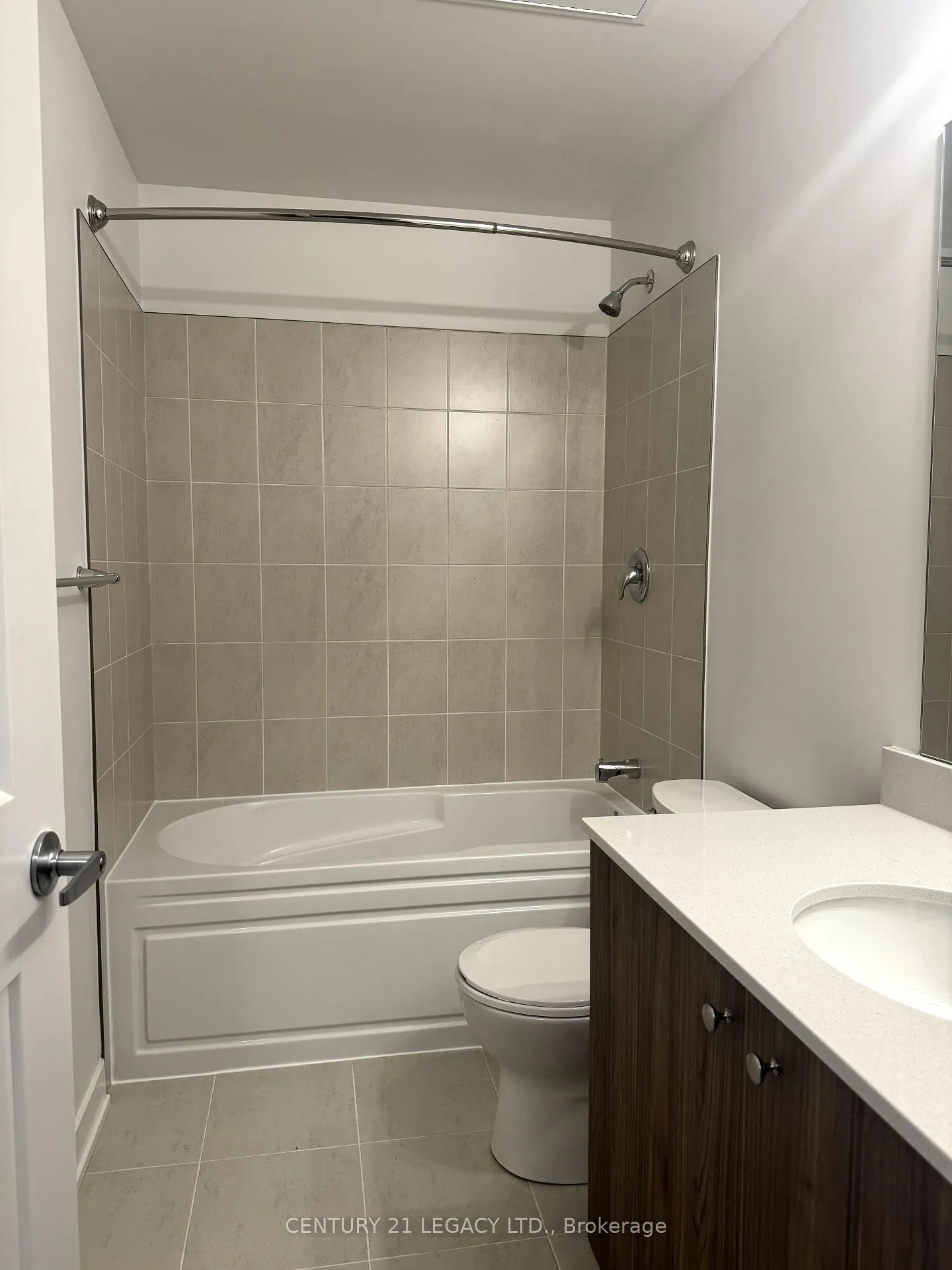 Photo 6 of Unit 606, 312 erb Street W, Waterloo — HOMEH