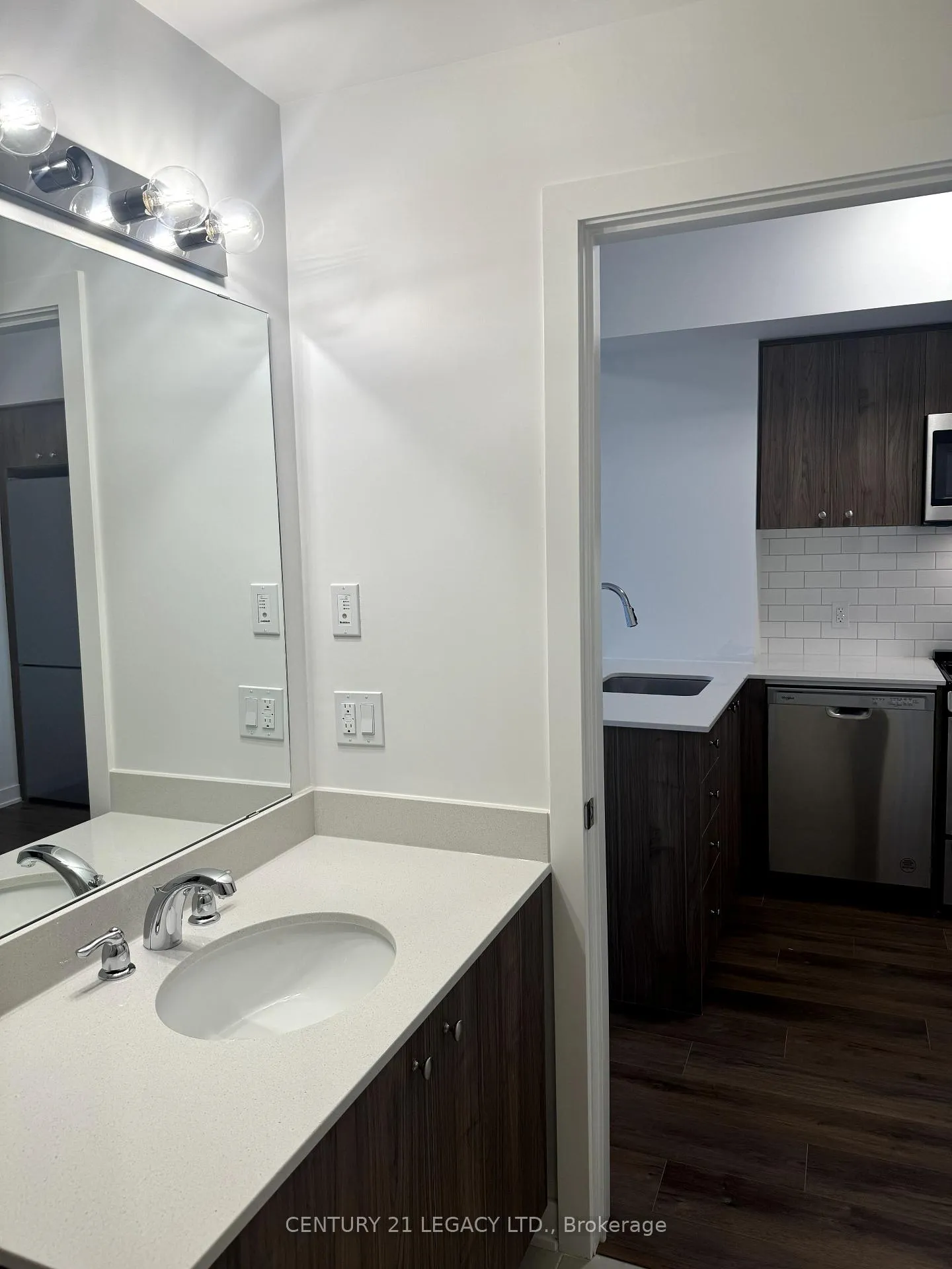 Photo 8 of Unit 606, 312 erb Street W, Waterloo — HOMEH