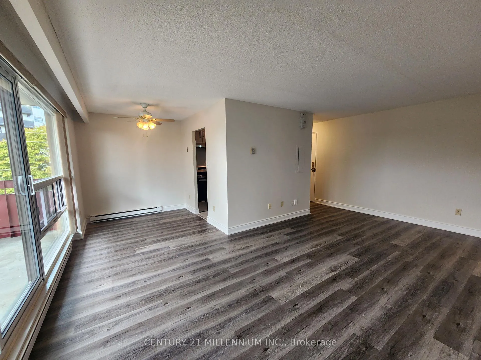 Photo 9 of Unit 403, 97 Nonquon Road, Oshawa, Centennial — HOMEH