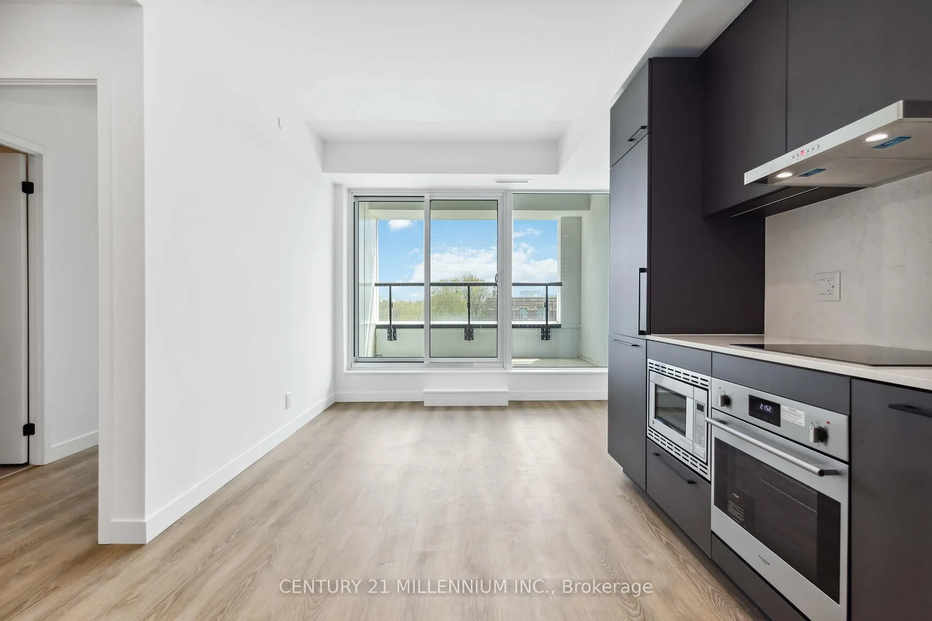 Photo 2 of Unit 308, 1050 Eastern Avenue, Toronto, Greenwood-Coxwell — HOMEH