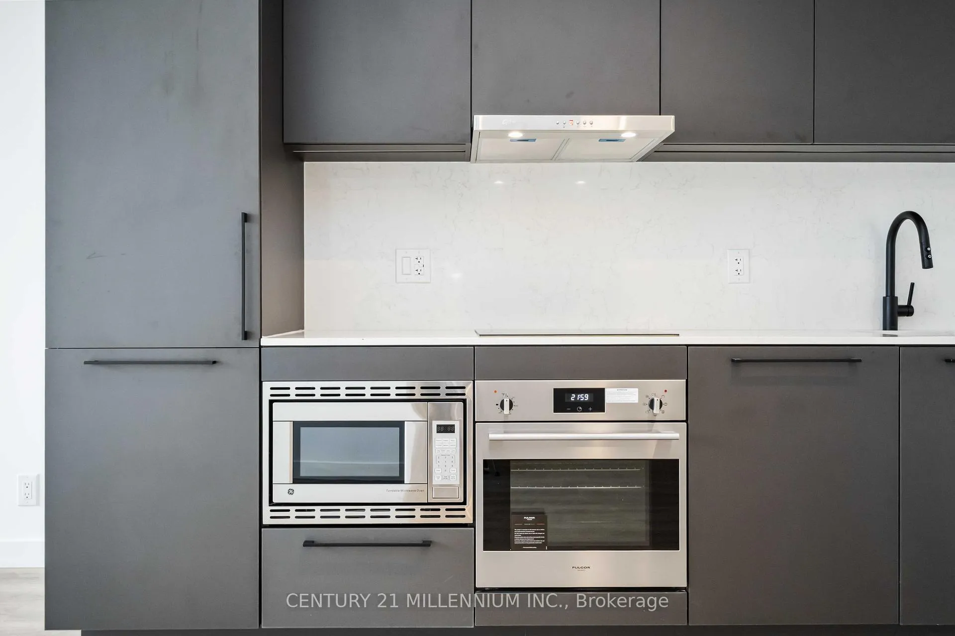 Photo 4 of Unit 308, 1050 Eastern Avenue, Toronto, Greenwood-Coxwell — HOMEH
