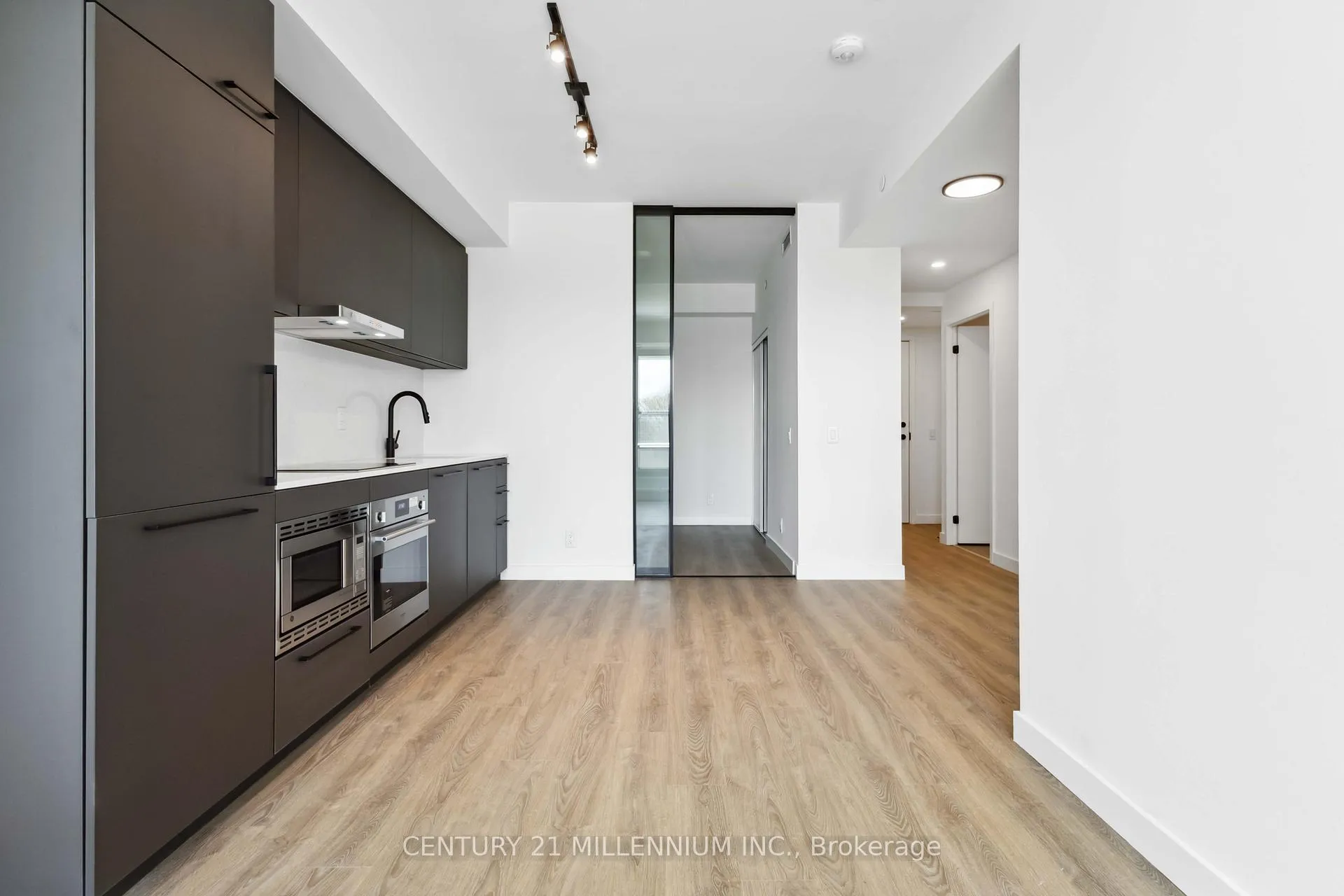 Photo 6 of Unit 308, 1050 Eastern Avenue, Toronto, Greenwood-Coxwell — HOMEH