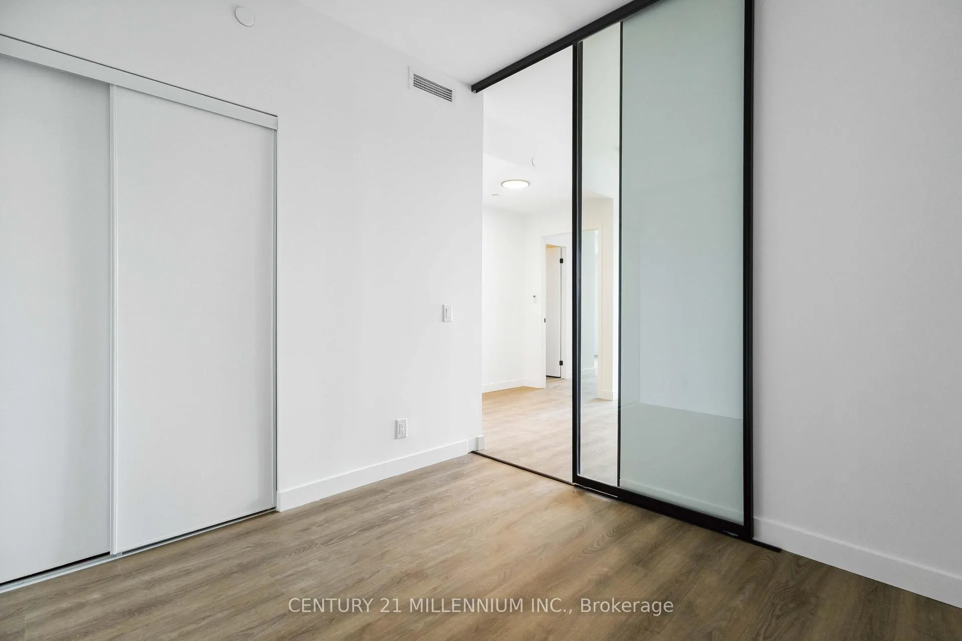 Photo 7 of Unit 308, 1050 Eastern Avenue, Toronto, Greenwood-Coxwell — HOMEH