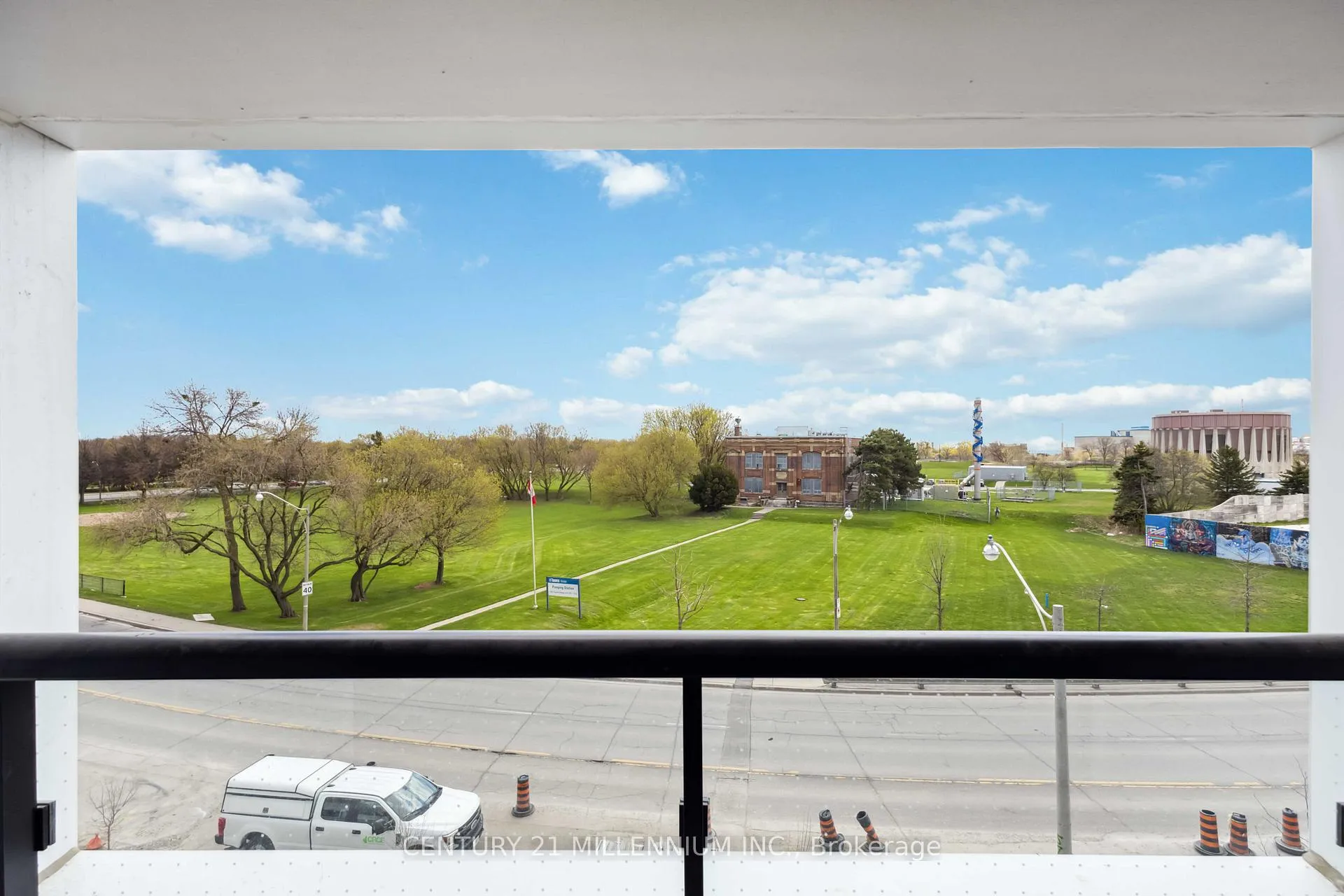 Photo 15 of Unit 308, 1050 Eastern Avenue, Toronto, Greenwood-Coxwell — HOMEH