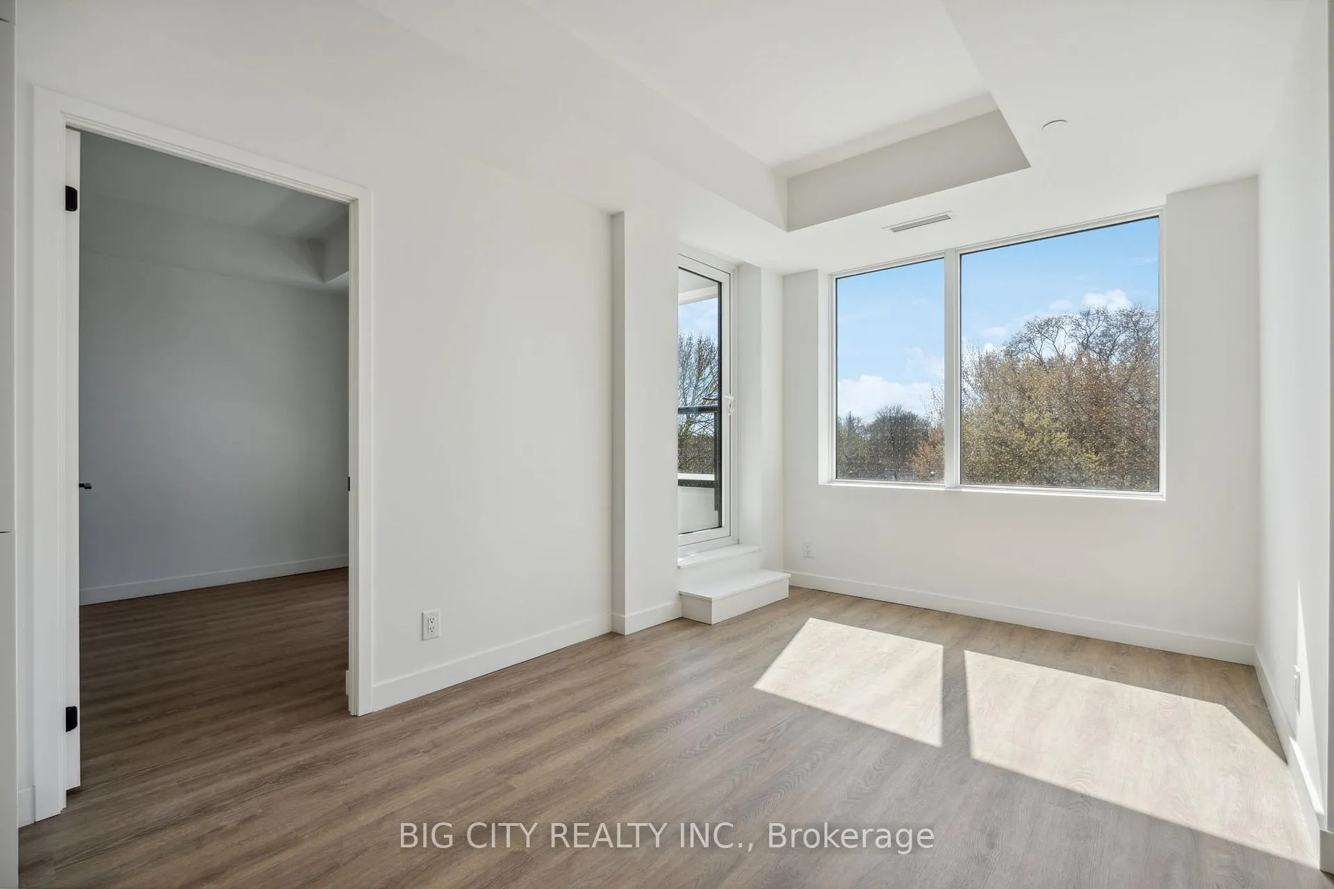Photo 11 of Unit 324, 1050 Eastern Avenue, Toronto, The Beaches — HOMEH